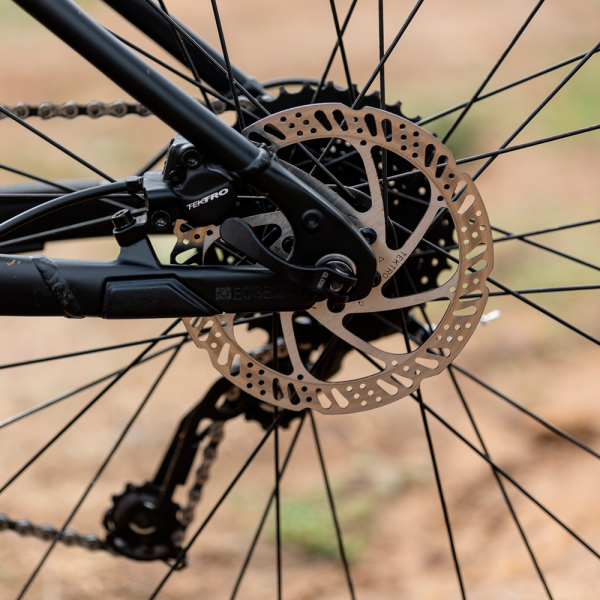 Bicicleta Eléctrica Giant TALONE+3 32 KM/H Negro Talle L - Imagen 5